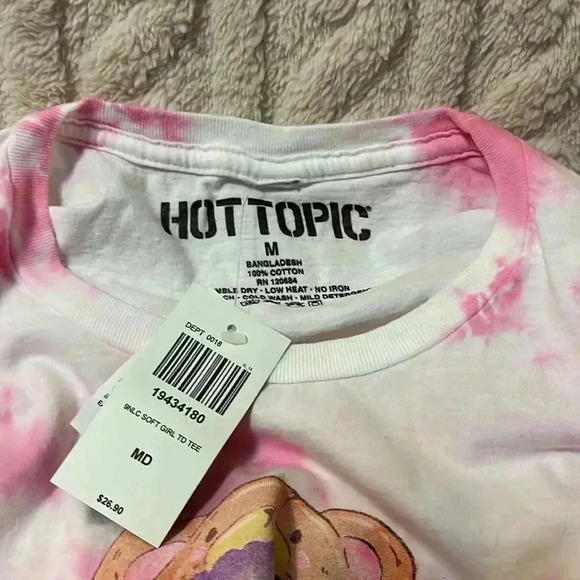 Hot Topic Soft women T-shirt size medium NWT - Picture 4 of 4